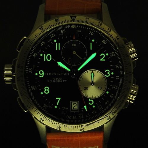 Модель Khaki Aviation со светящимся циферблатом. Бренд Hamilton Модель Khaki Aviation со светящимся циферблатом. Бренд Hamilton