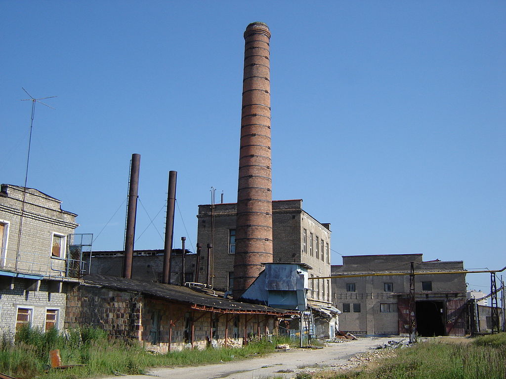 Здание Конаковского завода. Фото 2008 года