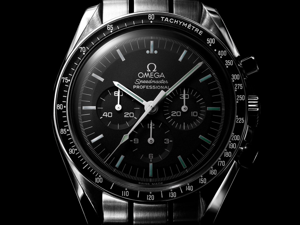 Хронограф Speedmaster Professional с люминесцентным покрытием стрелок Super-LumiNova. OMEGA. 20 век