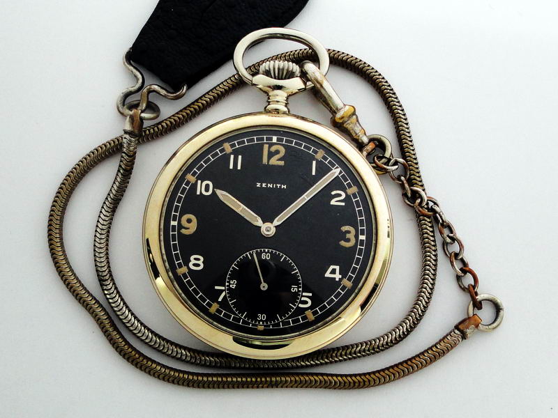 Офицерские часы Zenith для немецкой армии. Мельхиоровый корпус. 1940-е гг. 