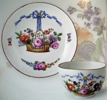 Чайная пара. Завод Гарднера. 1770-1780 гг. Чайная пара. Завод Гарднера. 1770-1780 гг.