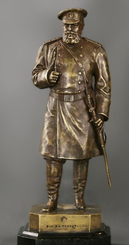 Скульптура Александра III. Автор А.В. Вернер. Отлита на заводе К.Ф. Верфеля. 1895 г. 