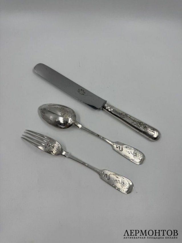 Набор «Эгоист»: ложка, вилка, нож. Серебро 84 пробы, Н. Павлов, Россия, 1908–1917 годы