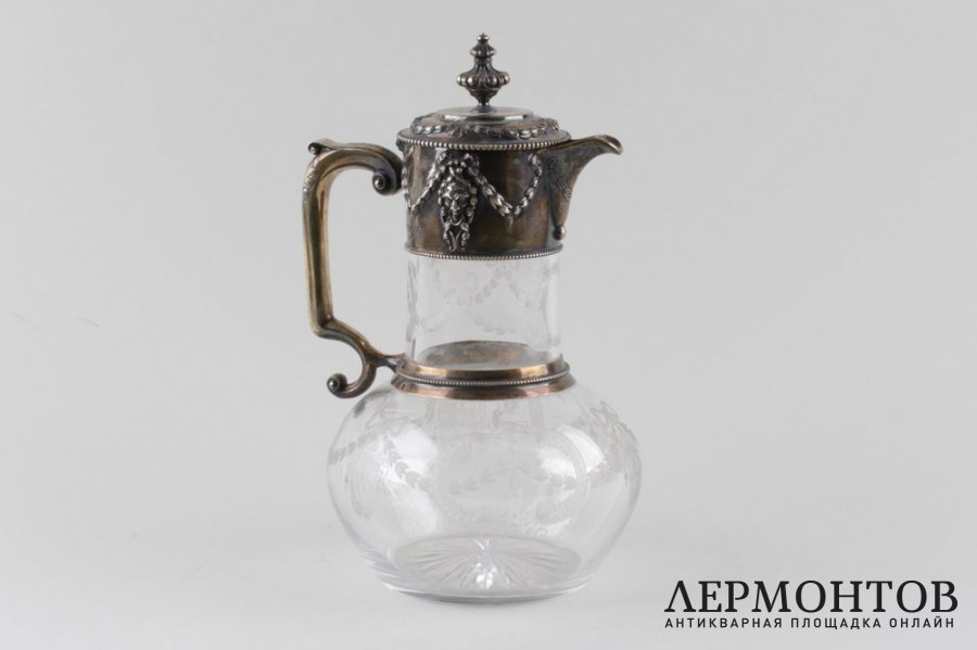 Графин для вина и воды с маскаронами. Серебро 925, стекло. Англия, 1858 год.