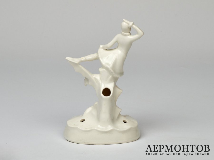 Статуэтка «Фигуристка Соня Хени». Фарфор, Goebel, Германия, 1935–1949 годы