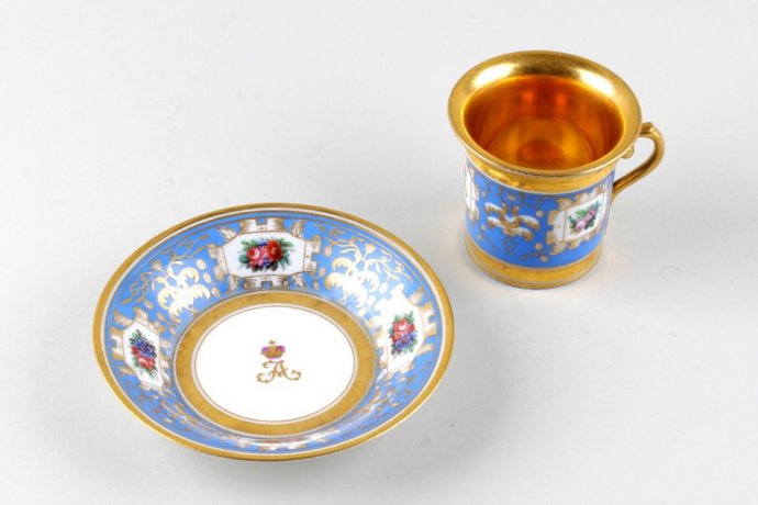 Чайная пара из великокняжеского сервиза Александра II. Фарфор, роспись. ИФЗ, XIX в.