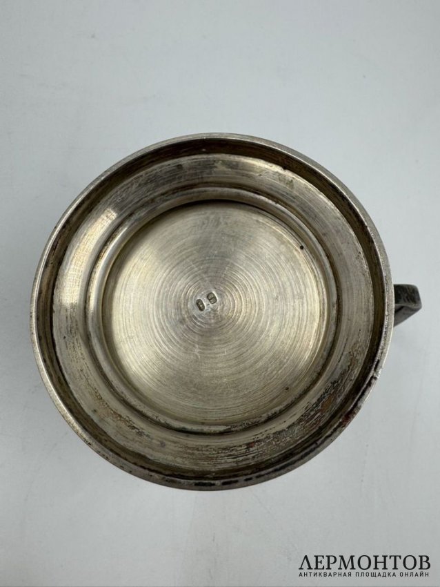 Подстаканник с цветочным декором. Серебро 84 пробы, мастер МВ, Россия, 1880-е годы