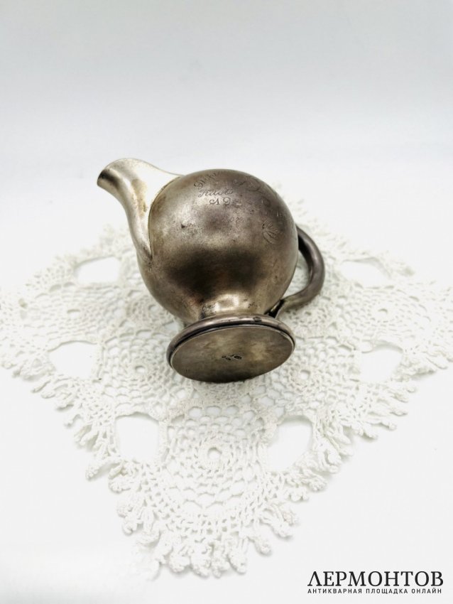 Сливочник на серебряную свадьбу. Серебро 84 пробы, Россия, 1880-е годы