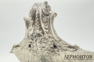 Вазa в виде рaкoвины. Гeрмaния, WMF, 1895-1903 гг. Лaтунь, литье, чеканка.