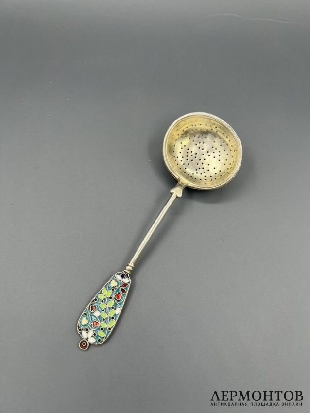 Ситечко с эмалью по скани. Серебро 84 пробы, Е. Самошин, Россия, 1908–1917 годы