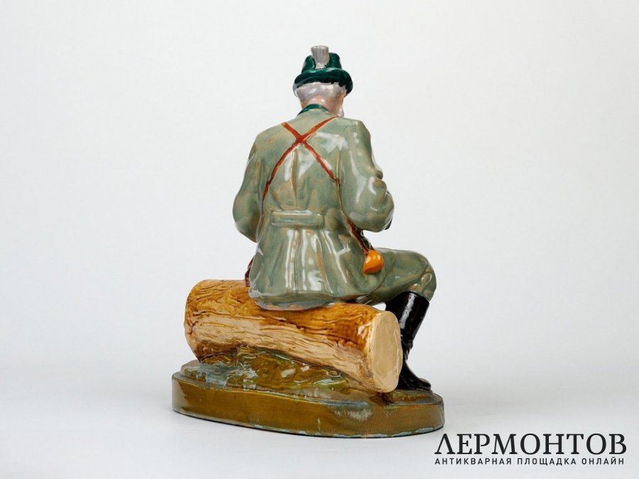 Статуэтка «Охотник с собакой на привале». Керамика, RAKO, Чехословакия, 1940–1950 год