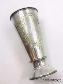 Подарочный кубок с дарственной надписью И. В. Красильникову. Серебро 84 пробы, золочение, мастер ИС, Россия, 1905 год
