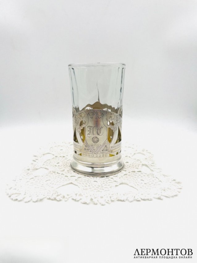 Подстаканник в стиле модерн со стаканом. Серебро 84 пробы, С. Казаков, Россия, 1908–1917 годы