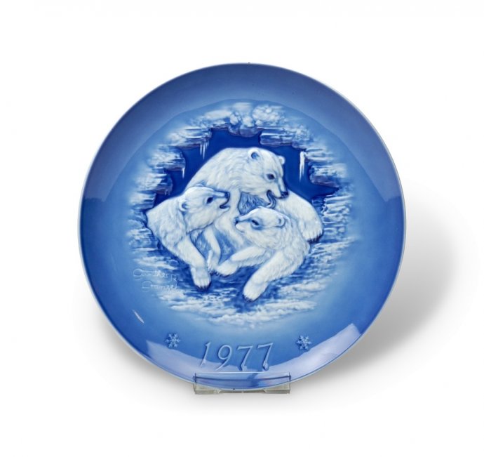 Тарелка настенная «Полярная медведица с медвежатами». Фарфор, Hutschenreuther, Германия, 1977 год