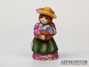 Статуэтка «Фрау Кошка». Фарфор, Lorenz Hutschenreuther, Германия, XXI век