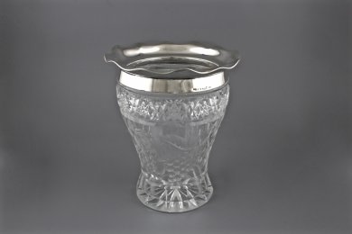 Ваза для цветов. Хрусталь, серебро 800 пробы. Австрия, Вена, 1930-е гг.