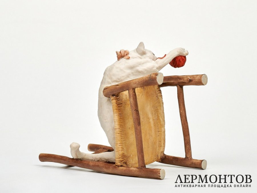 Статуэтка «Котёнок с клубком». Фарфор, Capodimonte, Италия, 1980-е годы