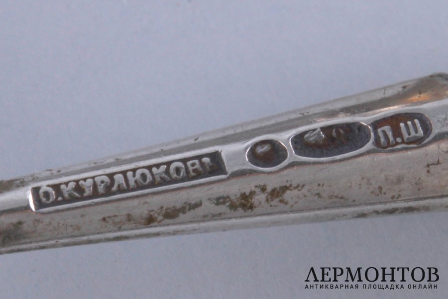 Комплект приборов для рыбы. Фирма О. Курлюкова. Серебро 84. Россия, 1908-1917 гг.