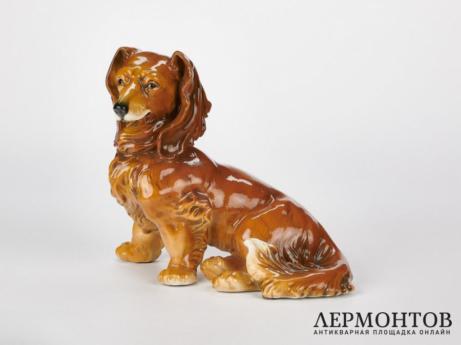 Статуэтка «Такса». Фарфор, Karl Ens, Германия, 1950–1960 годы