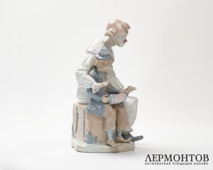 Статуэтка «Клоун. Урок музыки». Фарфор, NAO by Lladró, Испания, 1970–1980-е годы