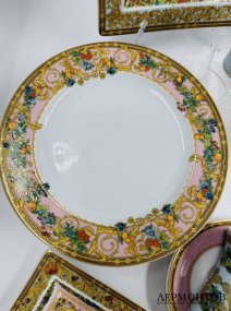 Чайный сервиз на 6 персон «Le Jardin des Papillons», форма Ikarus. Фарфор, золочение, Rosenthal, Versace