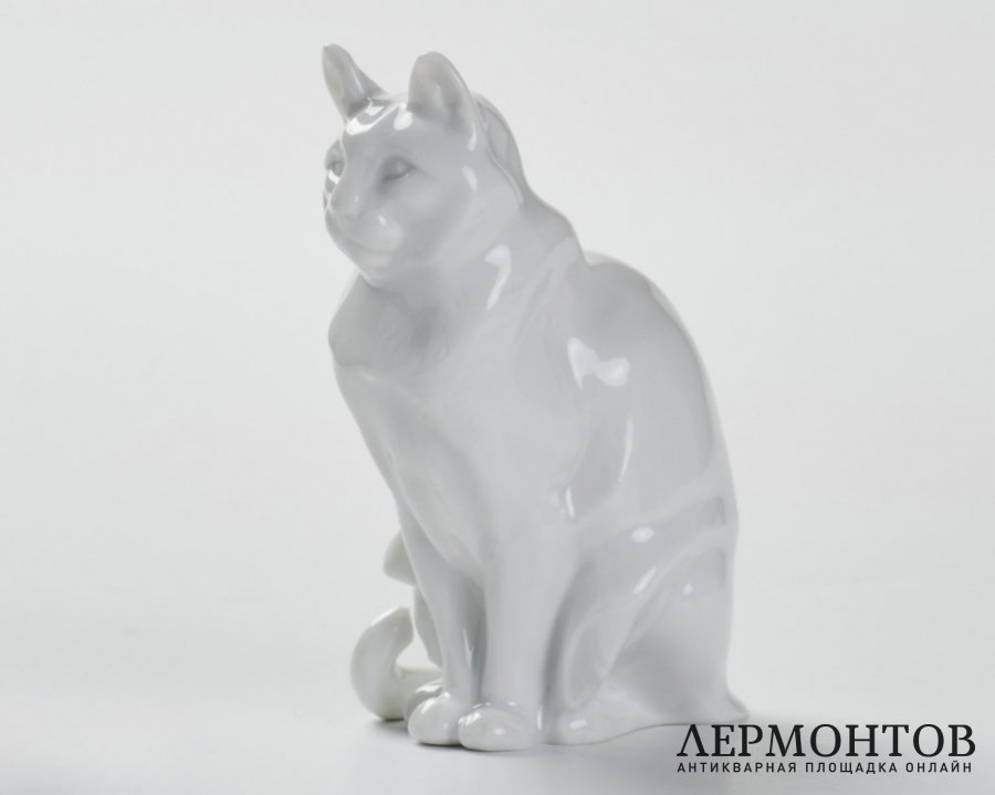 Статуэтка «Сидящая кошка». Фарфор, Rosenthal, Германия, 1926 год