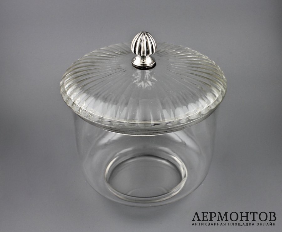 Большая бисквитница. Серебро 950, стекло. Франция, 1900-е.