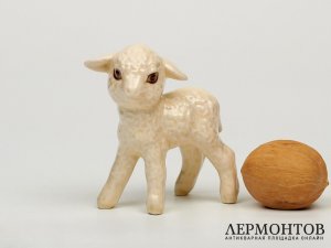 Статуэтка «Ягненок». Фарфор, Goebel, Германия, 1990 год