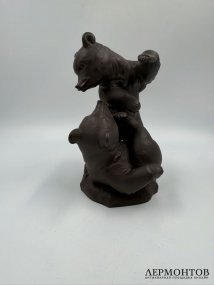 Статуэтка «Играющие медведи». Каменная керамика Бёттгера, Meissen, Германия, начало 20 века