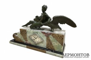 Часы каминные в стиле Ар Деко Леда и лебедь.  Франция, Париж, 1920-1930-е гг. Бронза.