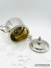 Сахарница в купеческом стиле. Серебро 84 пробы, золочение, мастер Постников, Россия, 1875 год