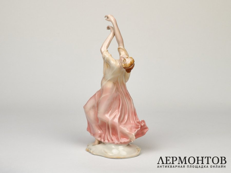 Статуэтка «Танцовщица». Фарфор, Karl Ens, Германия, 1919–1940 годы