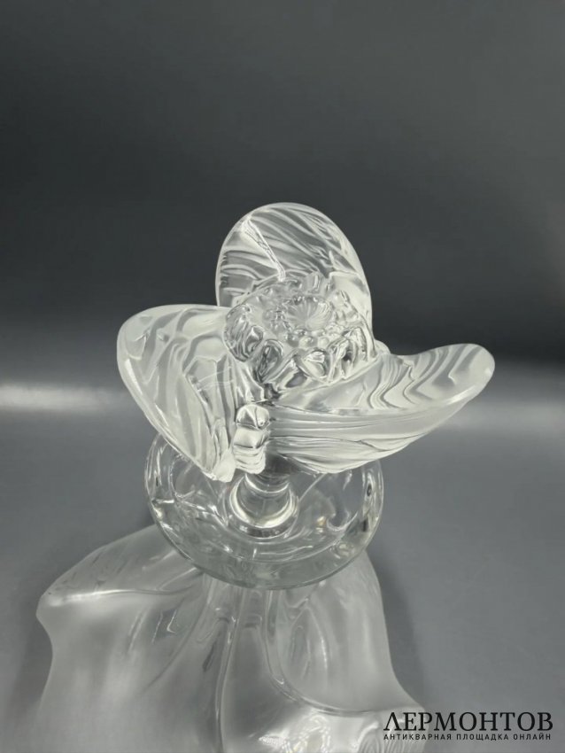 Декантер с пробкой-цветком. Хрусталь, Lalique, Франция, 20 век