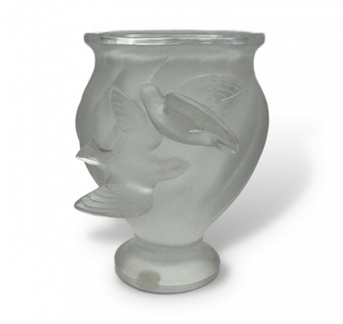 Ваза «Flying Doves». Хрусталь, Lalique, Франция