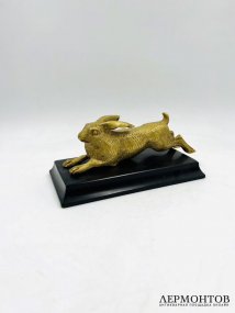 Статуэтка «Бегущий заяц». Бронза, золочение, мрамор, Россия, конец 19 века