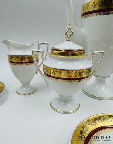 Кофейный сервиз «Скифская пектораль». Фарфор, Tettau, Германия, 2016–2017 годы