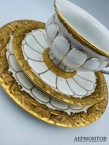 Чайное трио «X-форма» с золотом. Фарфор, Meissen, Германия, 20 век