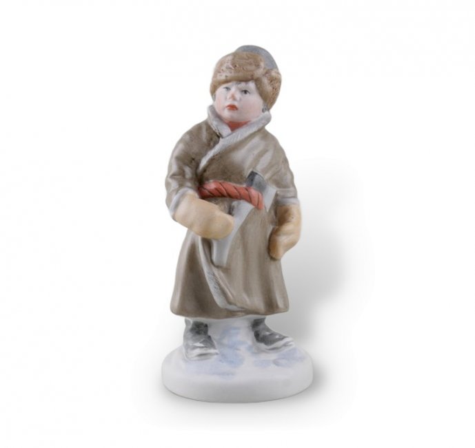 Фигурка. Юный дровосек. Фарфор, роспись. Песочное, 1с. 1955 год. СССР