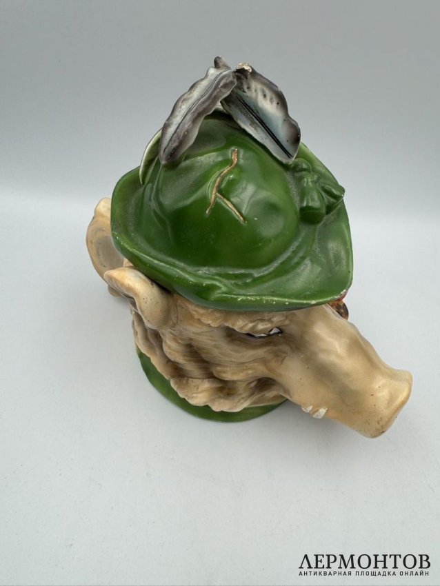 Кружка «Голова вепря». Фаянс, роспись, Кировский завод, СССР, 1930-е годы