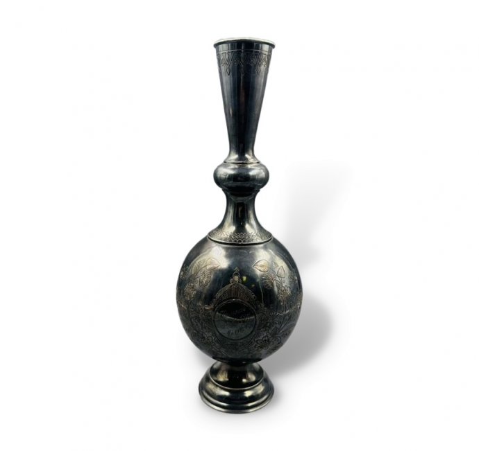 Штоф с букетами цветов. Серебро 84 пробы, Россия, 1895 год