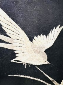 Ширма «Ласточки и ирисы». Ткань, ручная вышивка, дерево, Япония, начало 20 века