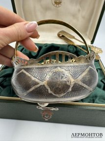 Сахарница и щипцы для сахара. Серебро 875 пробы, золочение, СССР, 2-я половина 20 века