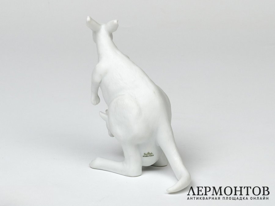Статуэтка «Кенгуру с детенышем». Фарфор, Rosenthal, Германия, XX век