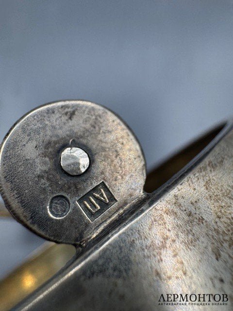 Конфетница «Ирисы» в стиле модерн. Серебро 84 пробы, А. М. Постников, Россия, 1899–1908 годы