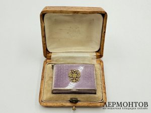 Миниатюрная шкатулка коробочка. Россия, рубеж 19-20 вв. Серебро 88 пробы, эмаль.