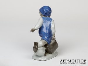 Статуэтка «Девочка с гусем». Фарфор, Heinz & Co., Германия, 1954–1972 годы