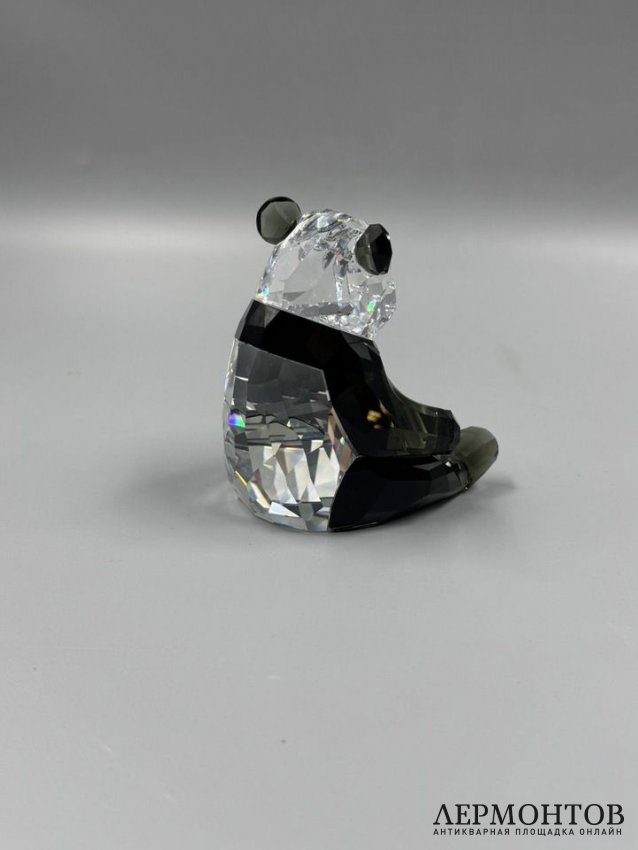 Статуэтка «Панда с сахарным тростником». Хрусталь, Swarovski, 2008 год