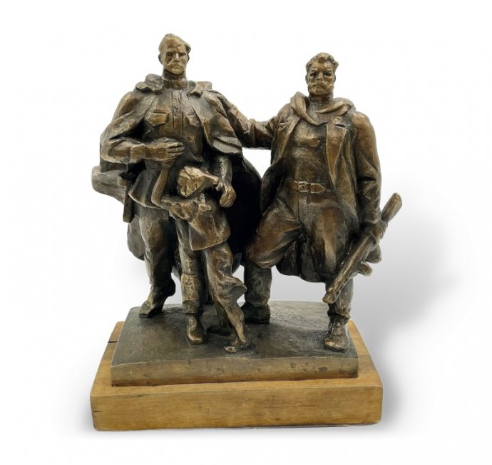 Скульптурная композиция Защитники Отечества. СССР, 1970-е гг. Бронза, литье, патина