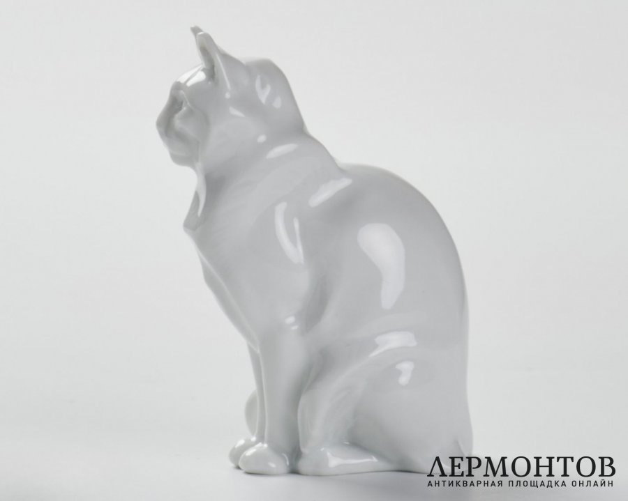 Статуэтка «Сидящая кошка». Фарфор, Rosenthal, Германия, 1926 год