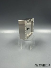 Настольные часы-будильник «Atlas». Латунь, Tiffany & Co., Швейцария